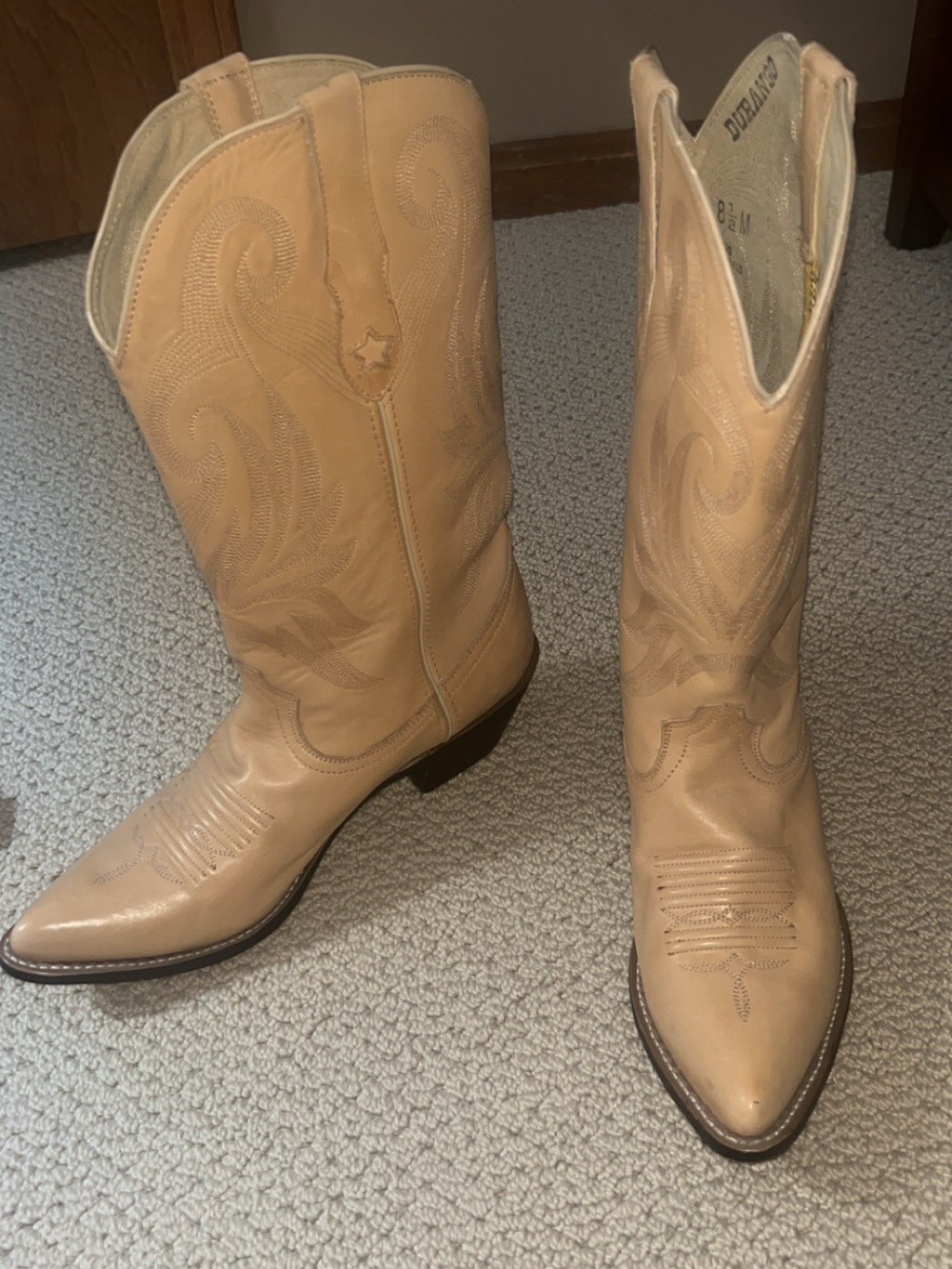 vintage Durango western cowgirl boots,